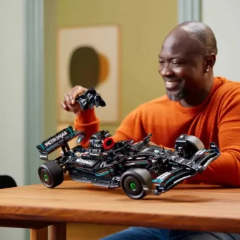 Technic samochód Formuły 1 Mercedes - 1642 elementy