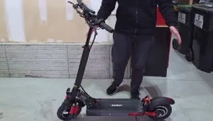 Test en beoordeling: Elektrische scooter X4 48V 17,5Ah 800W × 2 – krachtige dubbele motor voor veeleisendere gebruikers